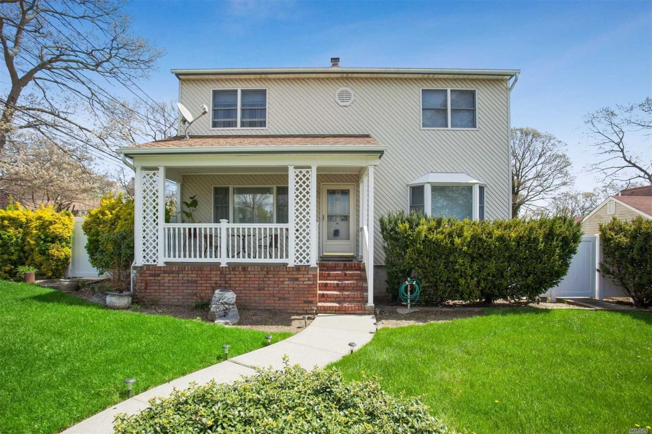 195 Berkshire Dr - Photo 1