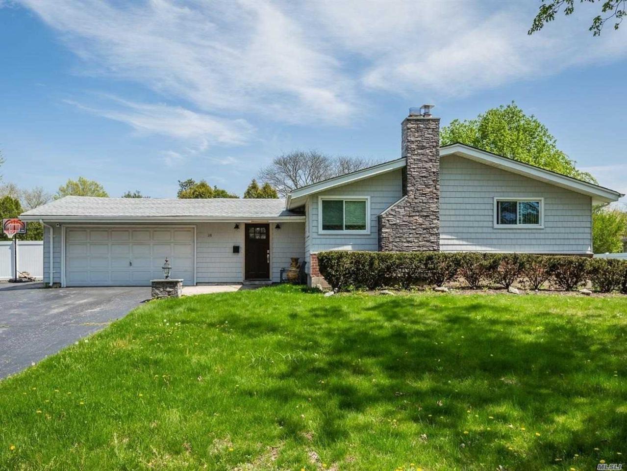 18 Lauren Ave - Photo 1