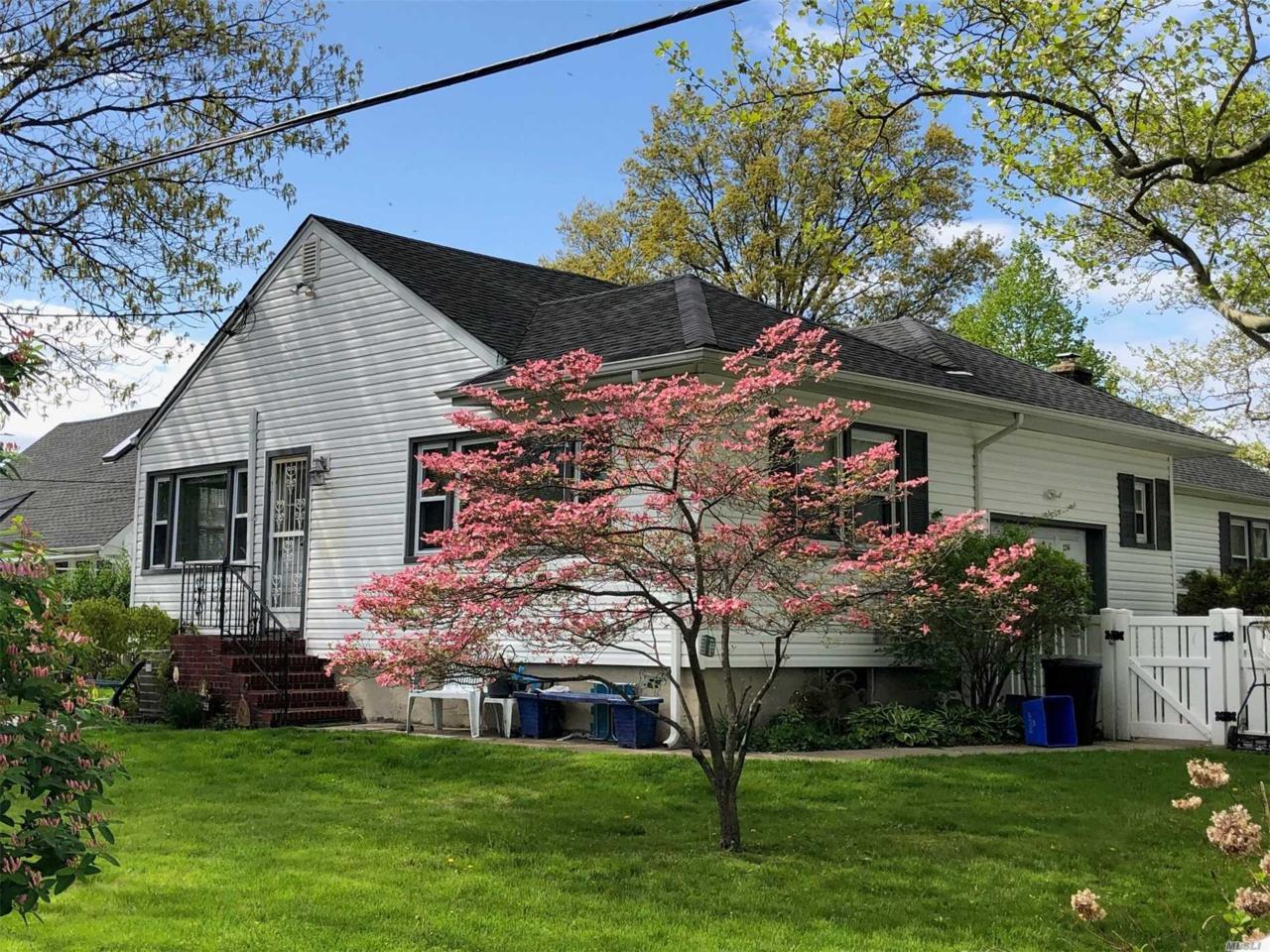 2266 Derby Rd - Photo 1