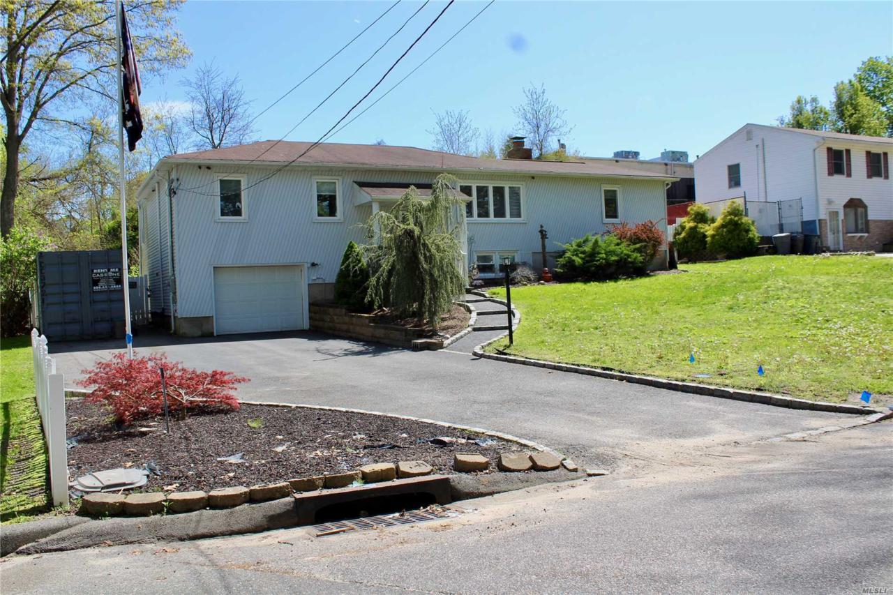 14 Hill Ave - Photo 1