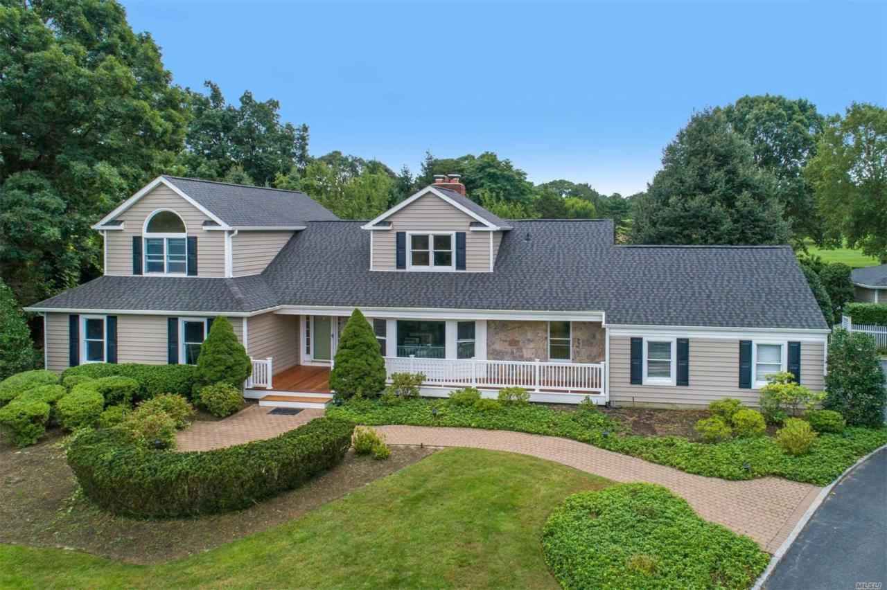 22 Fairway Dr - Photo 1