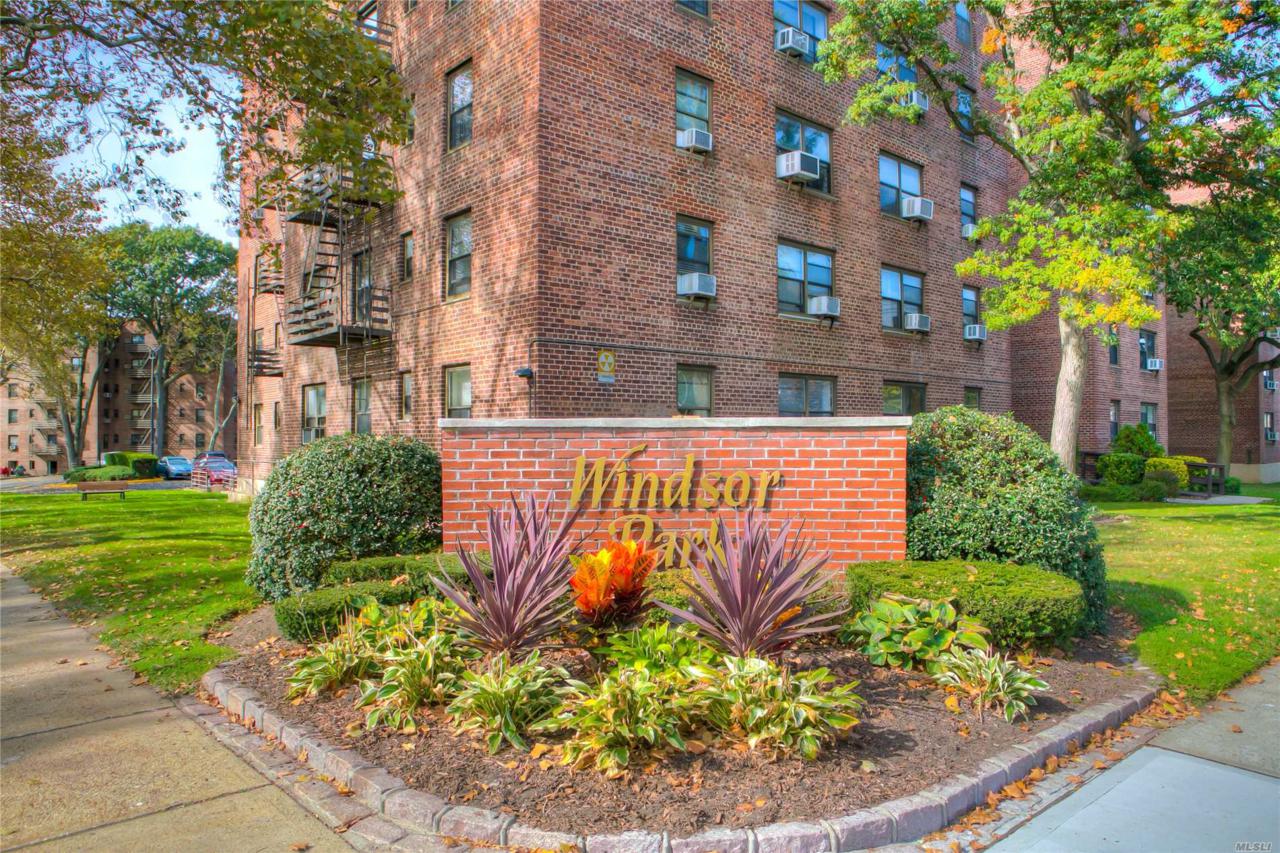 73-11 Bell Blvd - Photo 1