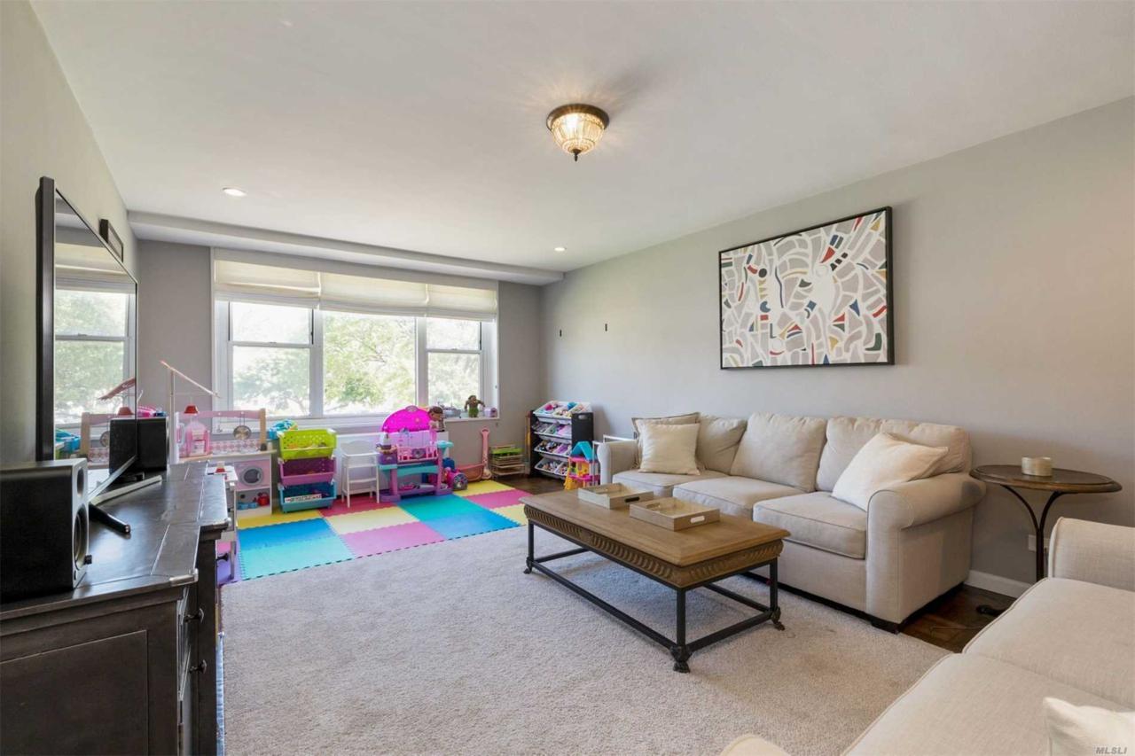 211-40 18th Avenue - Photo 1