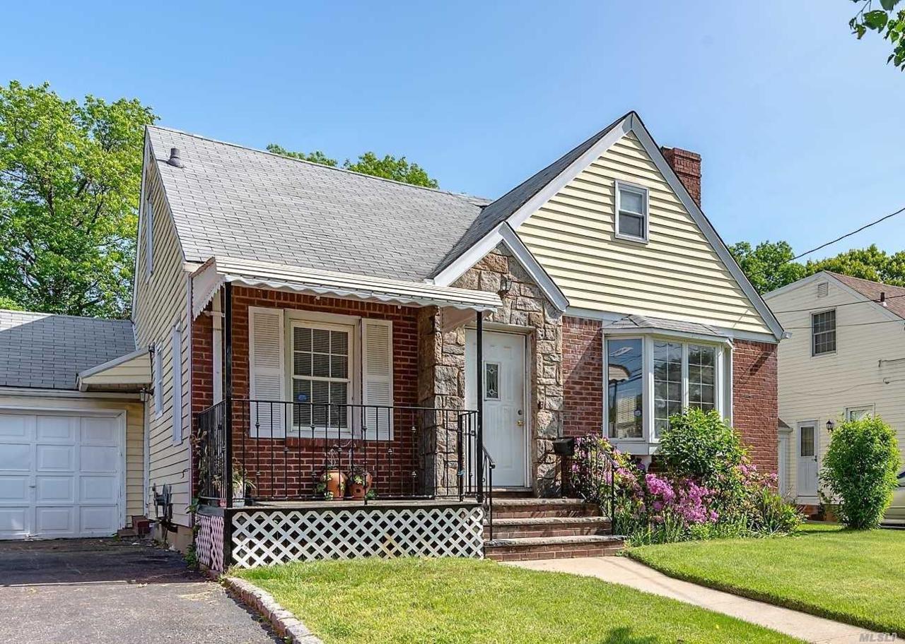 875 Grand Terrace Ave - Photo 1