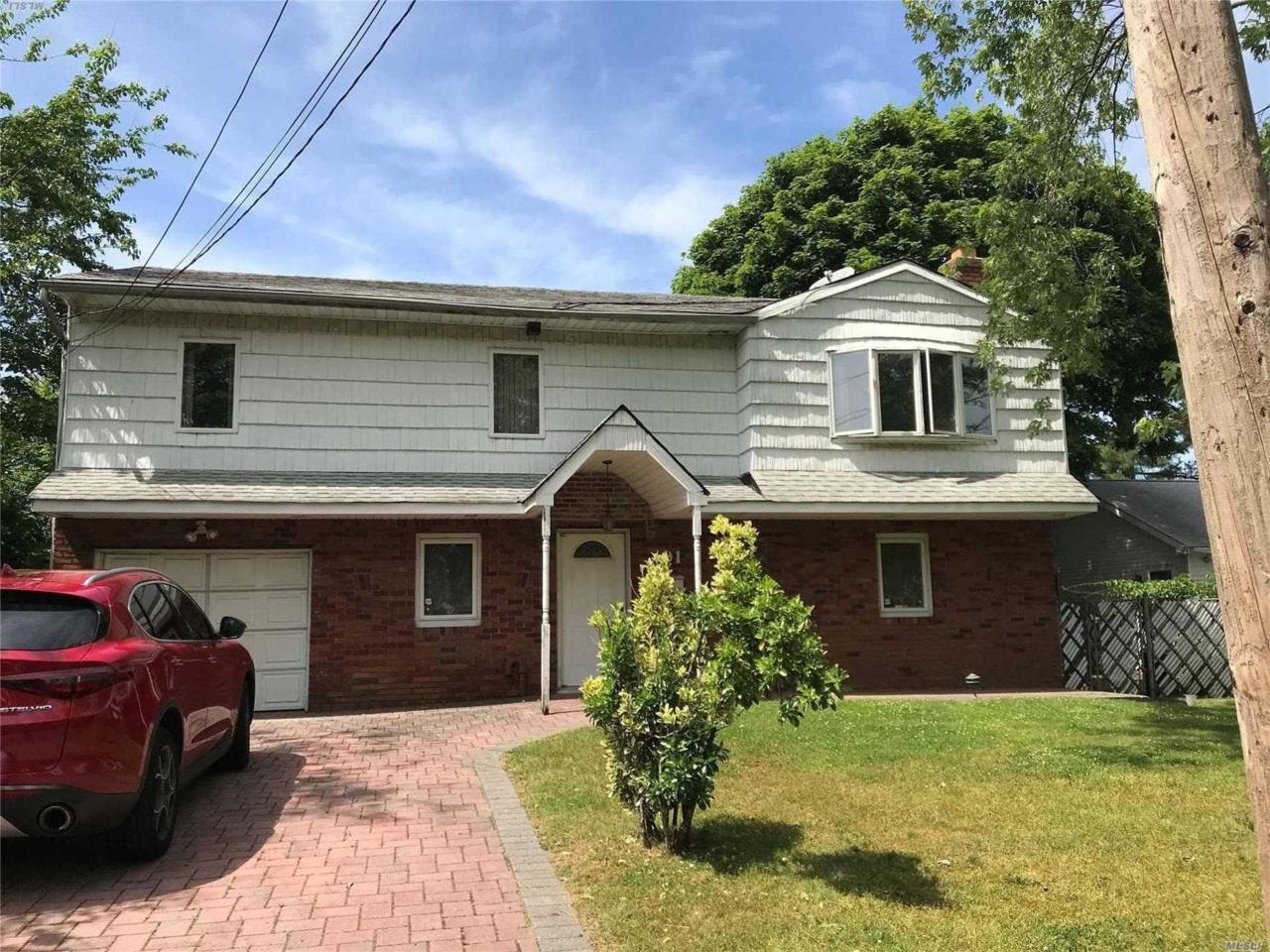 91 Feustal St - Photo 1