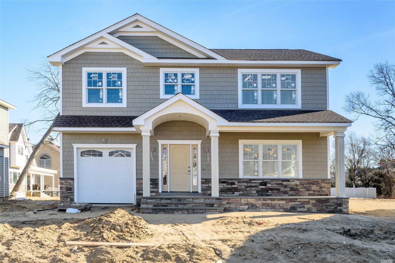 596 Oaktree Ct - Photo 1