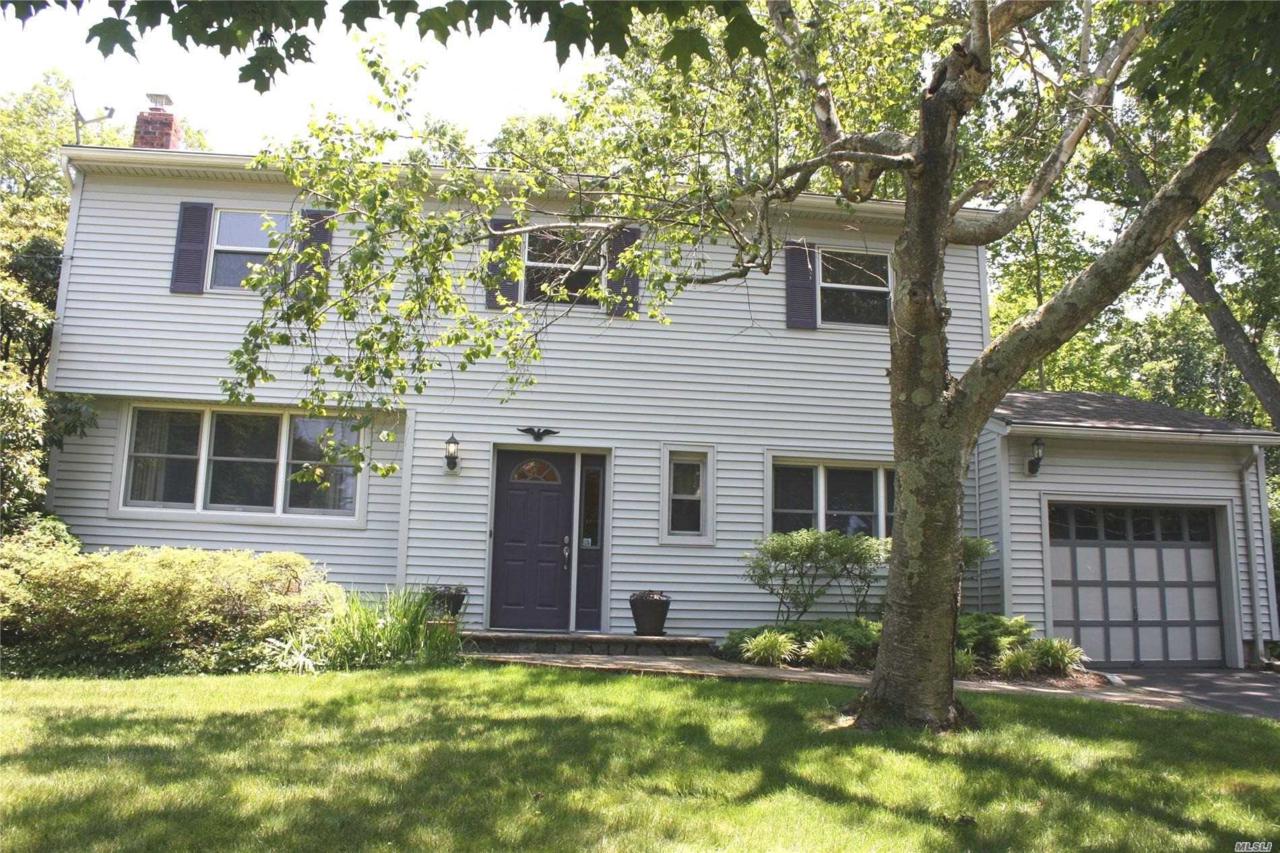 26 Hofstra Dr - Photo 1