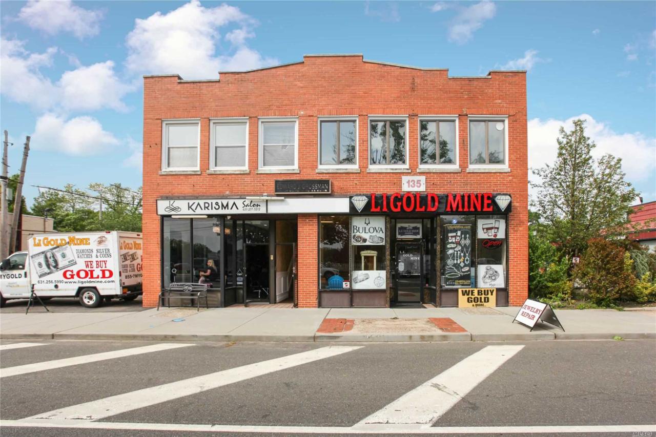 135 Main St - Photo 1