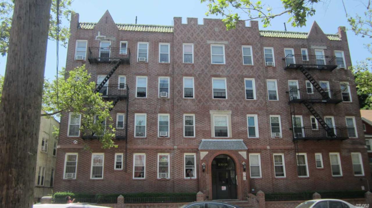 109-18 Lefferts Blvd - Photo 1