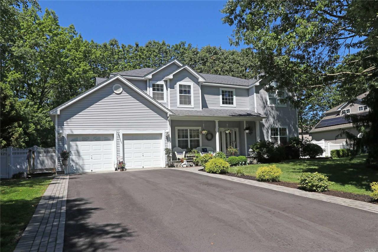 12 Ginger Bread Rd - Photo 1