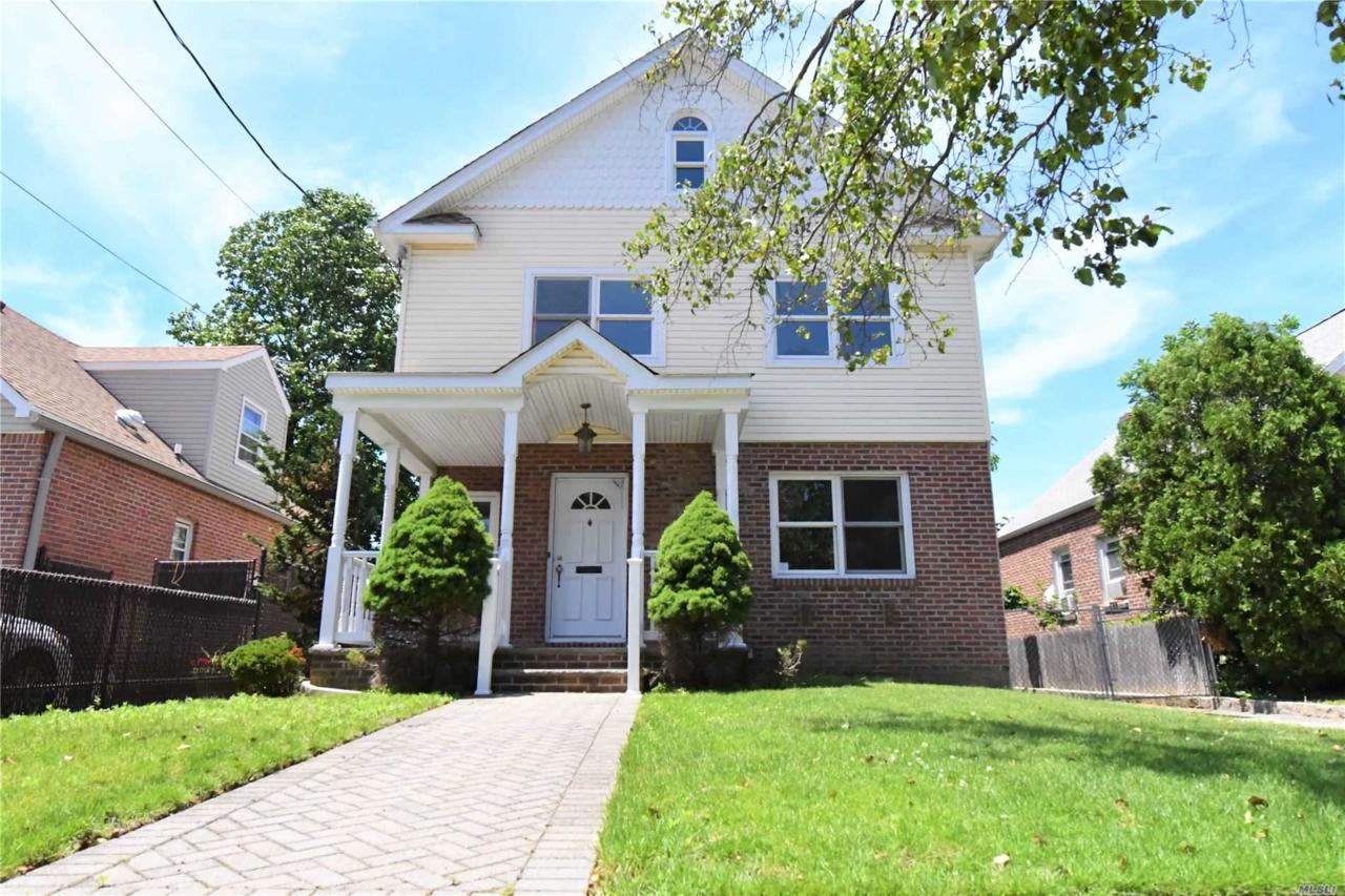 203 Wellington Rd S - Photo 1
