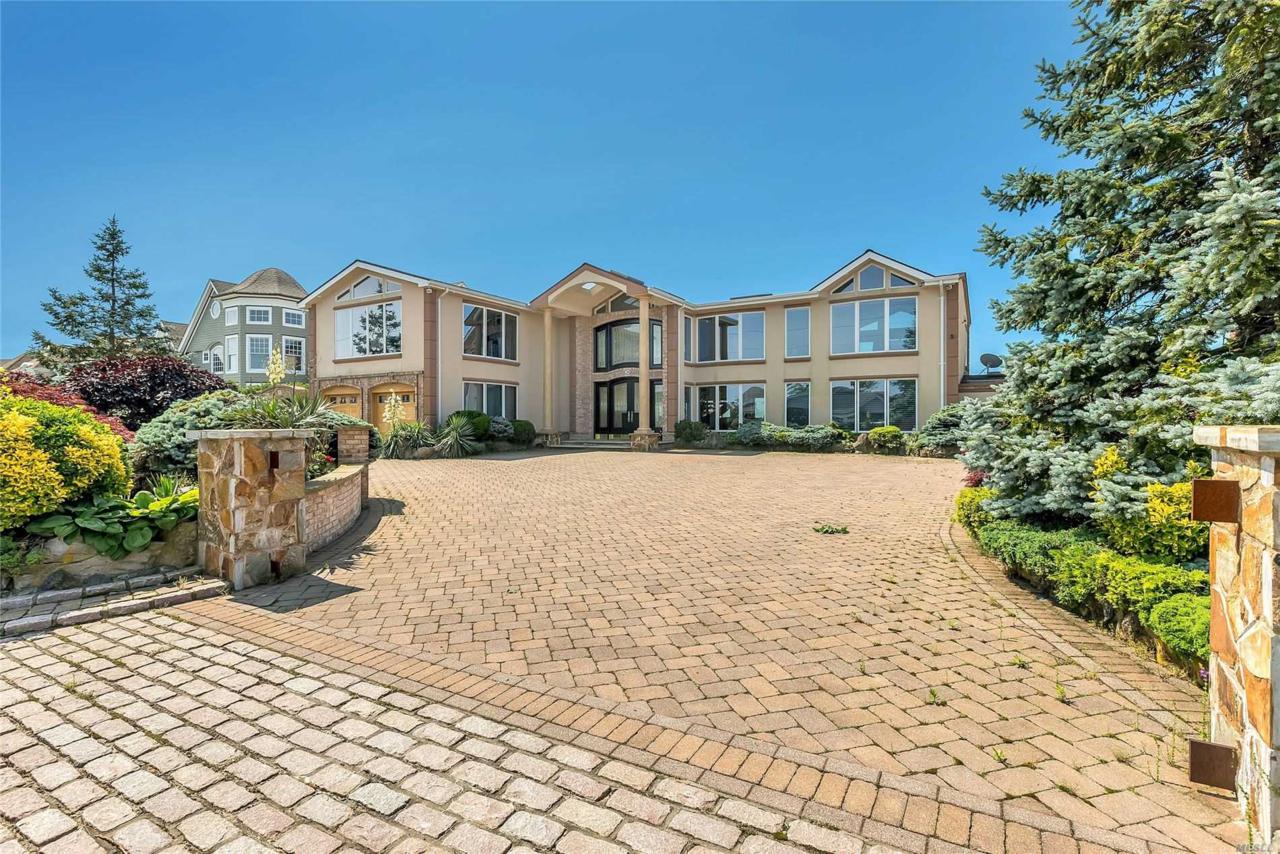 124 Lucinda Dr - Photo 1