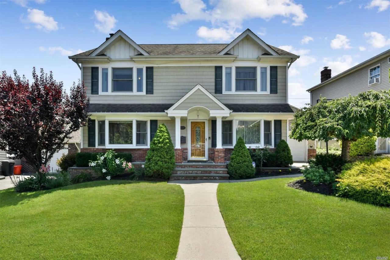 273 Roselle St - Photo 1
