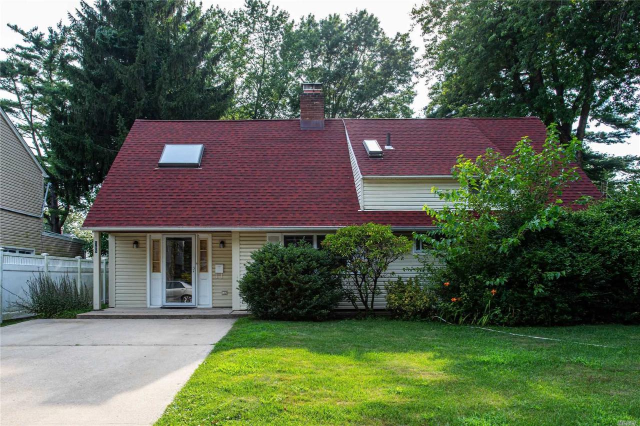 165 Cabot Ln - Photo 1