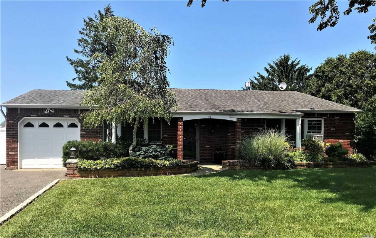 51 Norman Dr - Photo 1