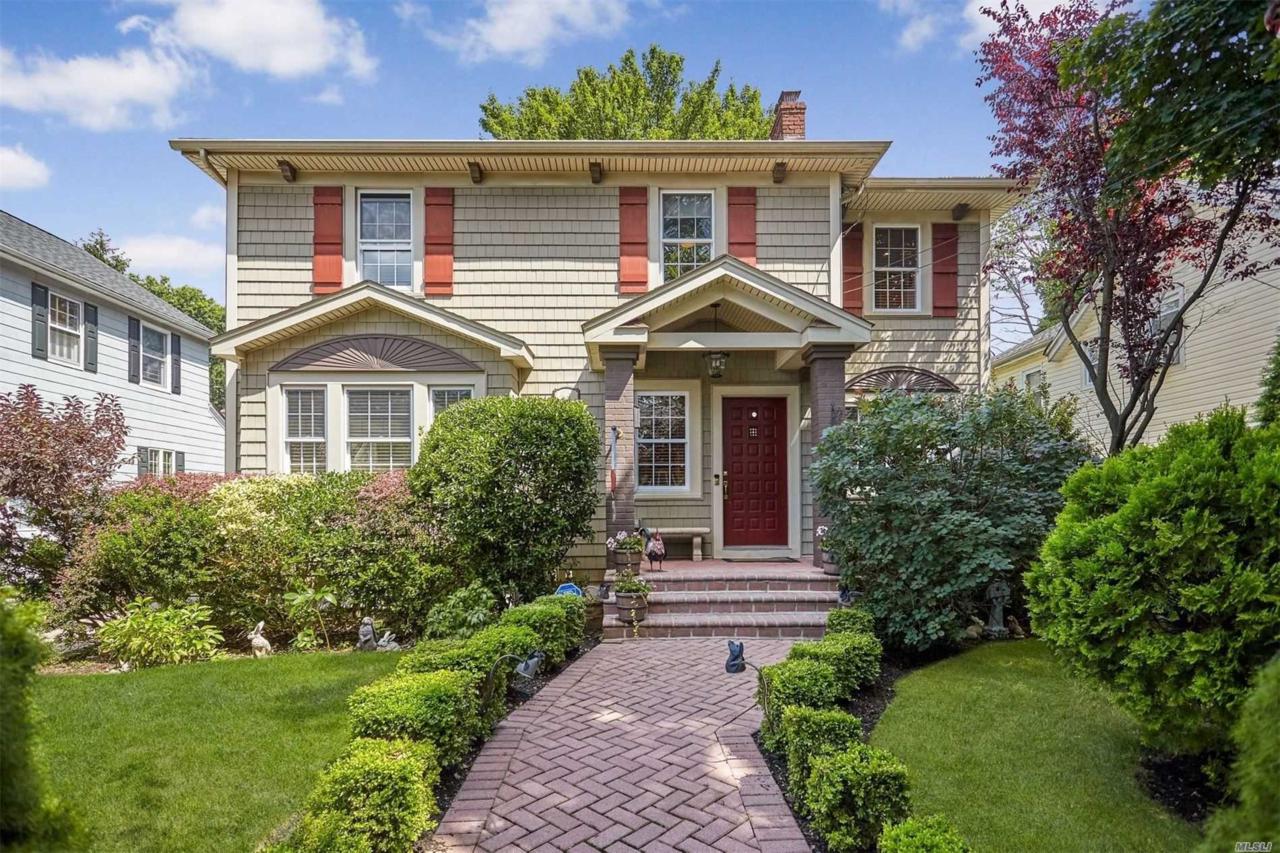 99 Geranium Ave - Photo 1