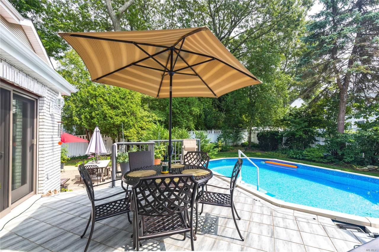 45 Robert Cir - Photo 1
