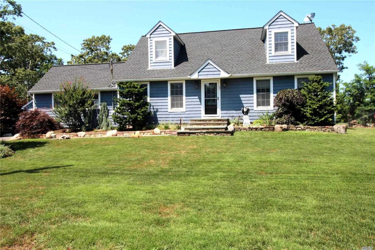 64 Indian Ave - Photo 1