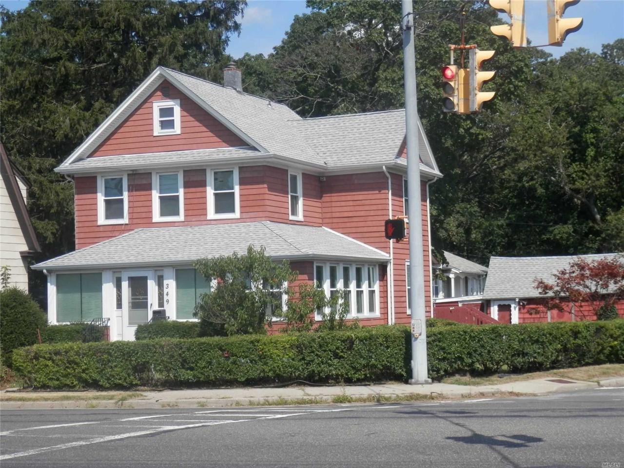 349 Great East Neck Rd - Photo 1