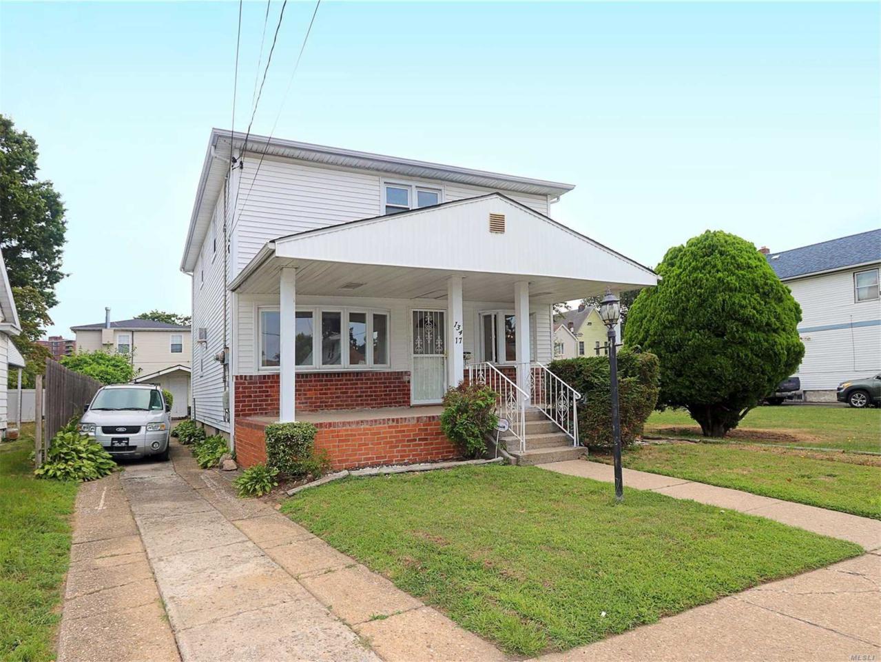 134-17 158th St - Photo 1