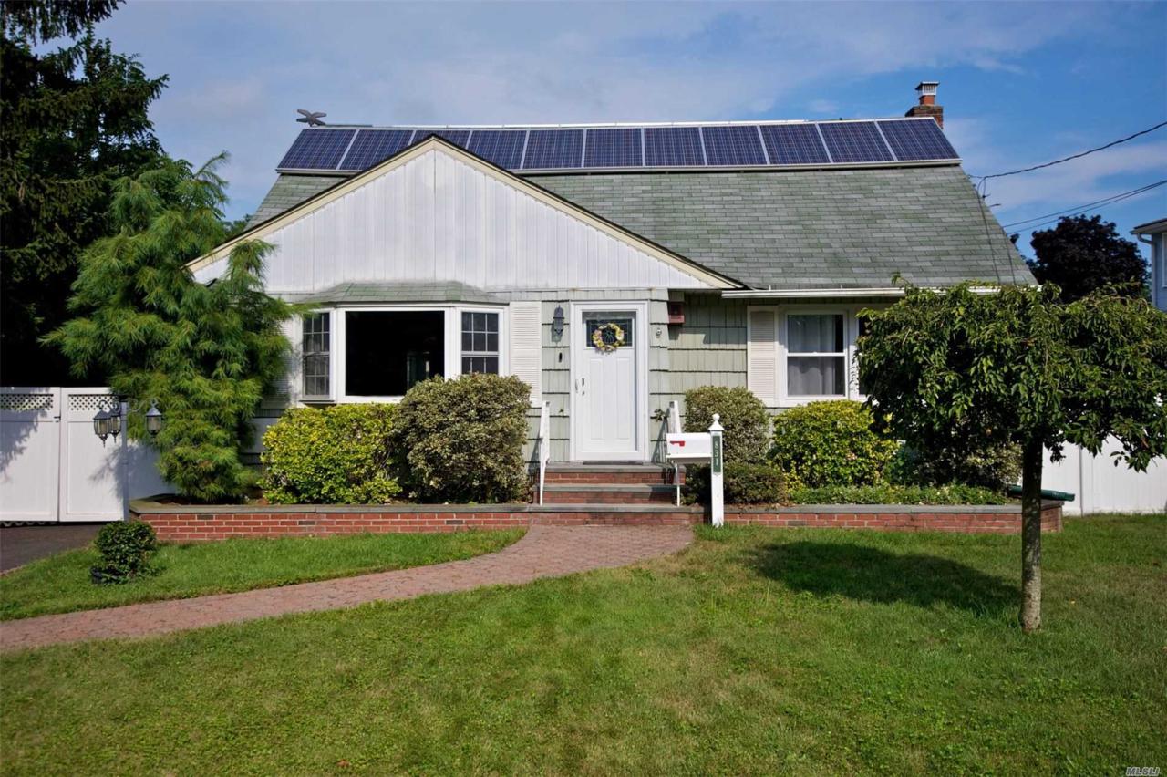 831 Midwood Dr - Photo 1