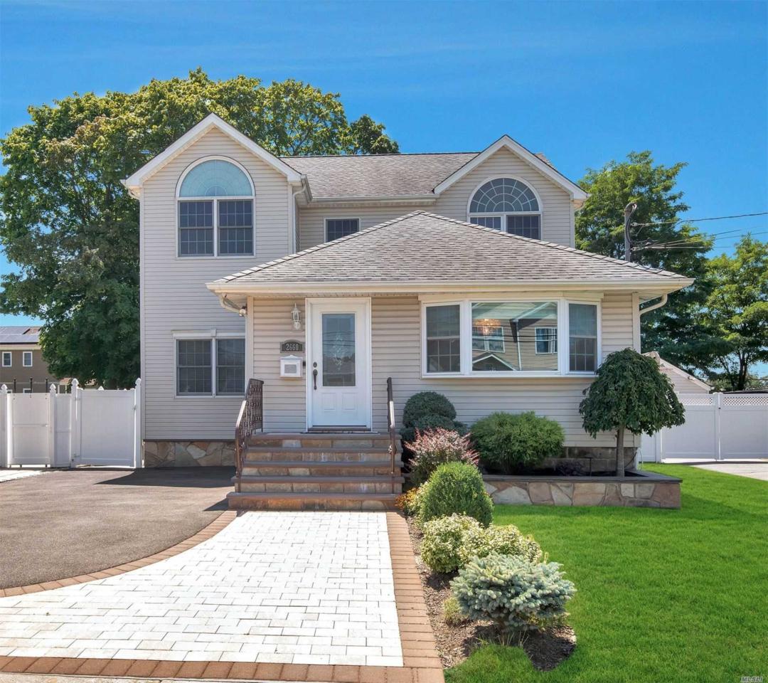 2660 Orchard St - Photo 1