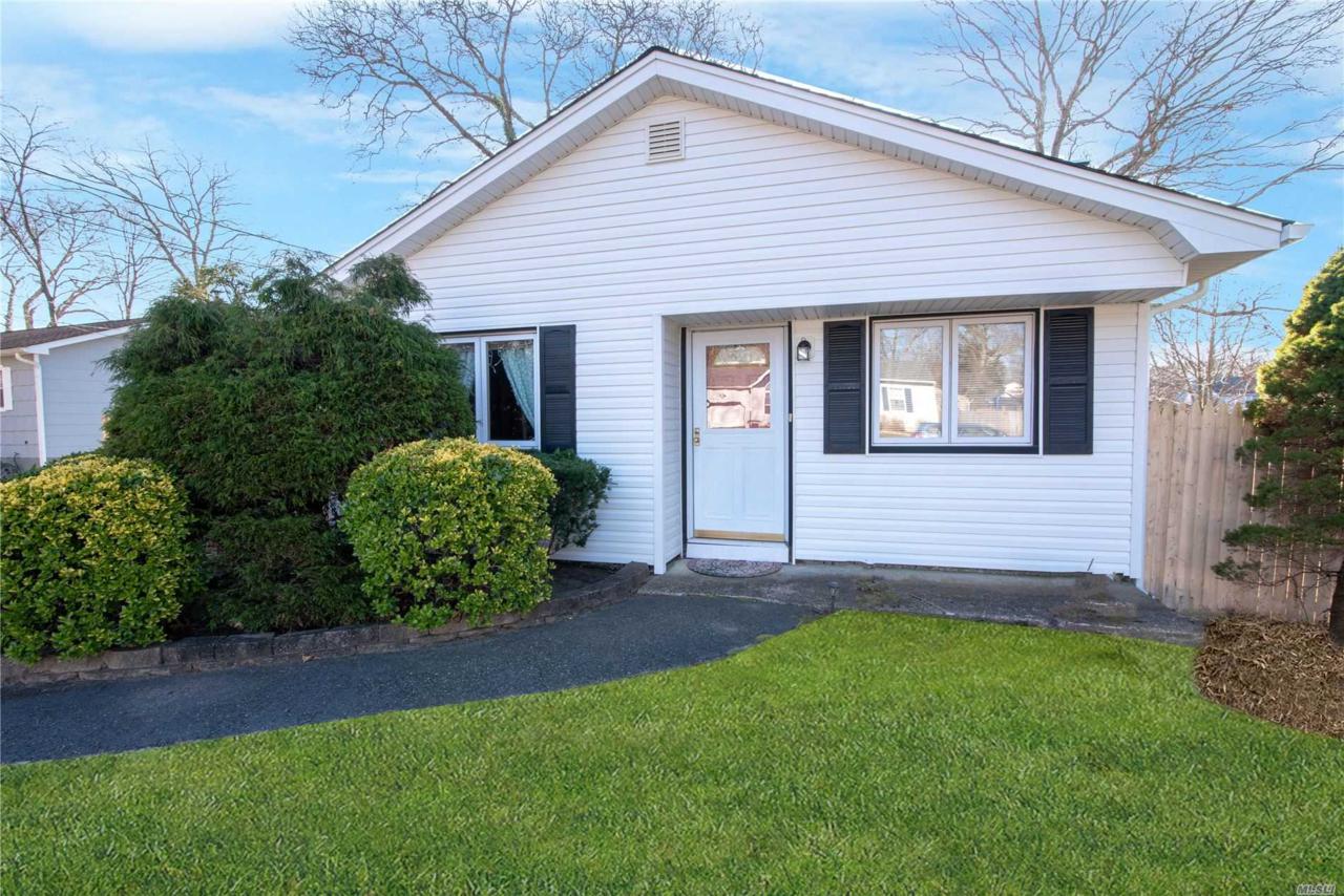 22 Wills Ave - Photo 1