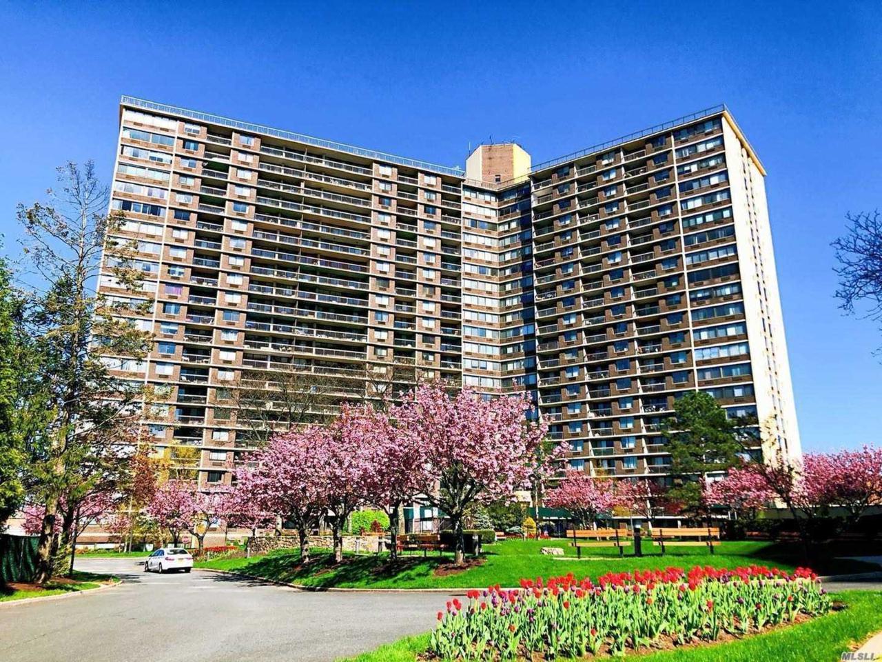 2 Bay Club Dr - Photo 1