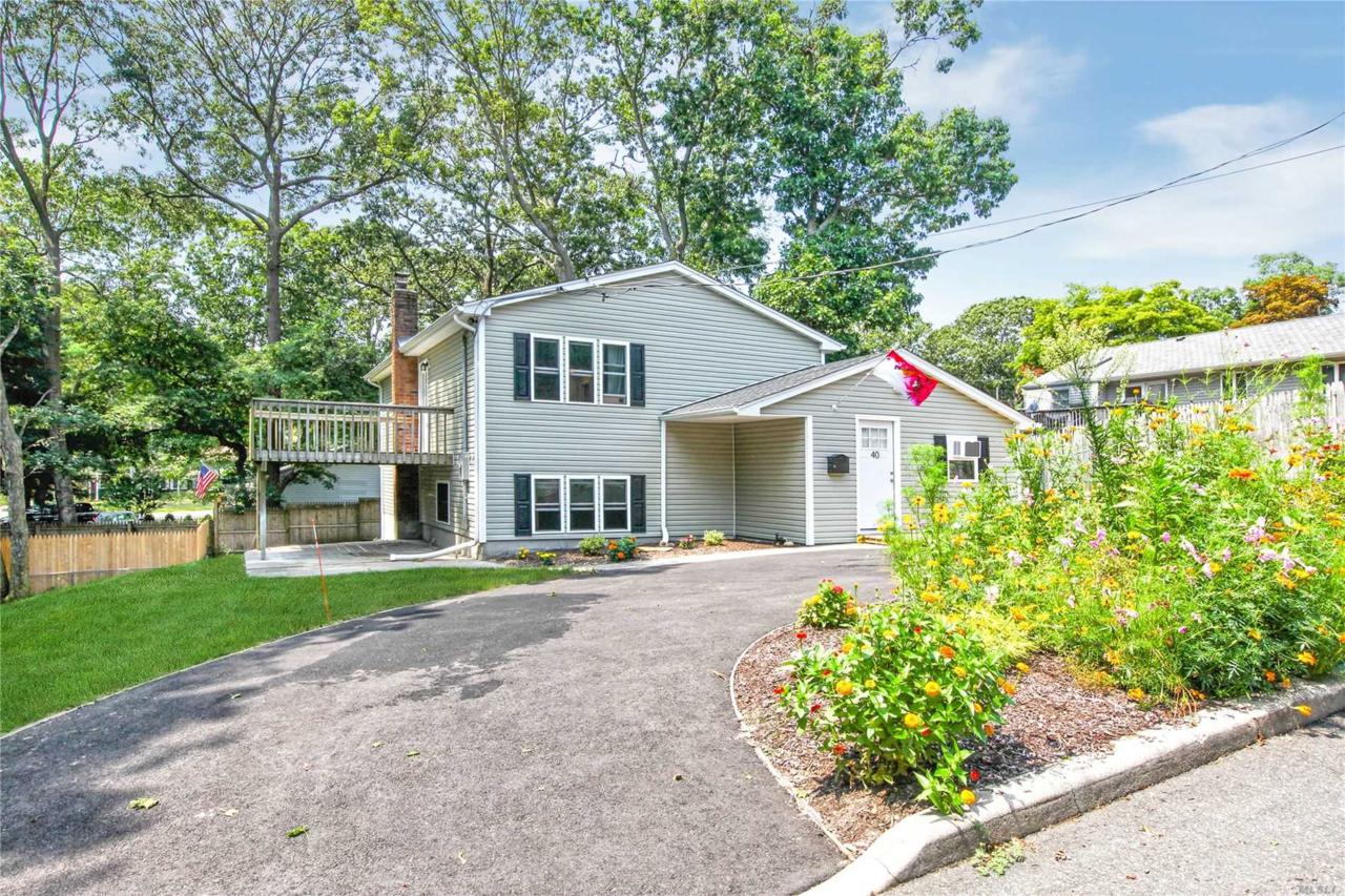 40 3rd St - Photo 1