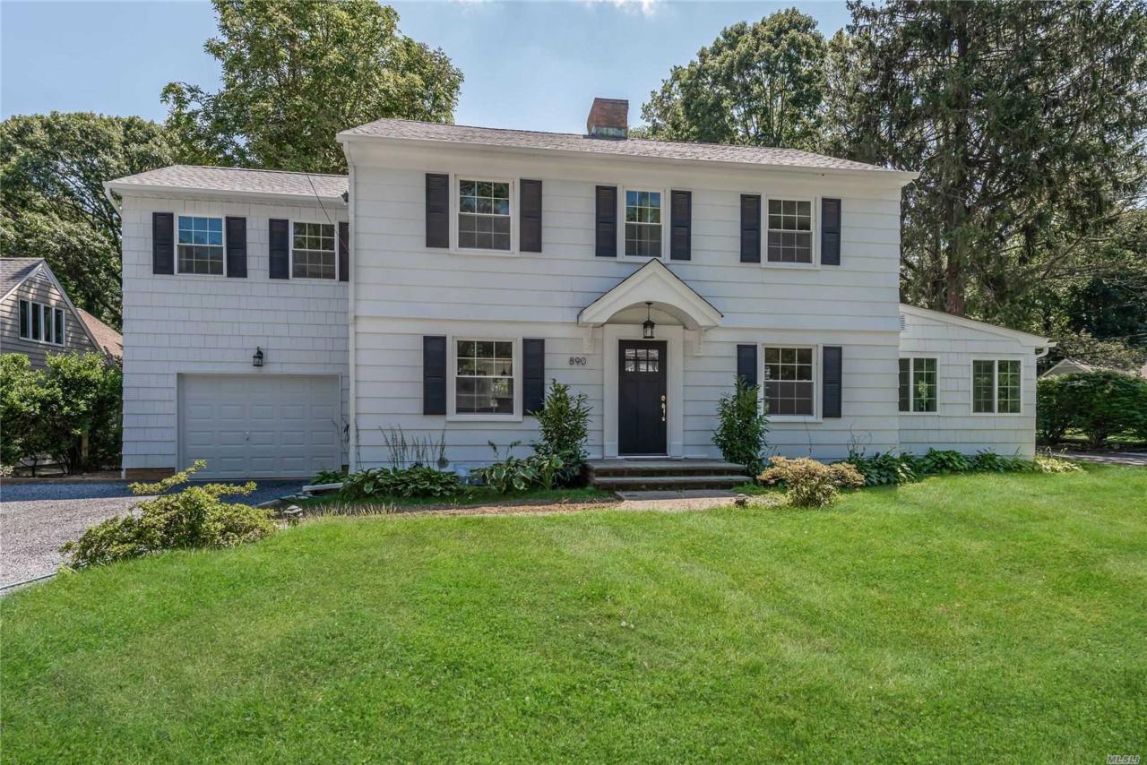890 Hilltop Rd - Photo 1
