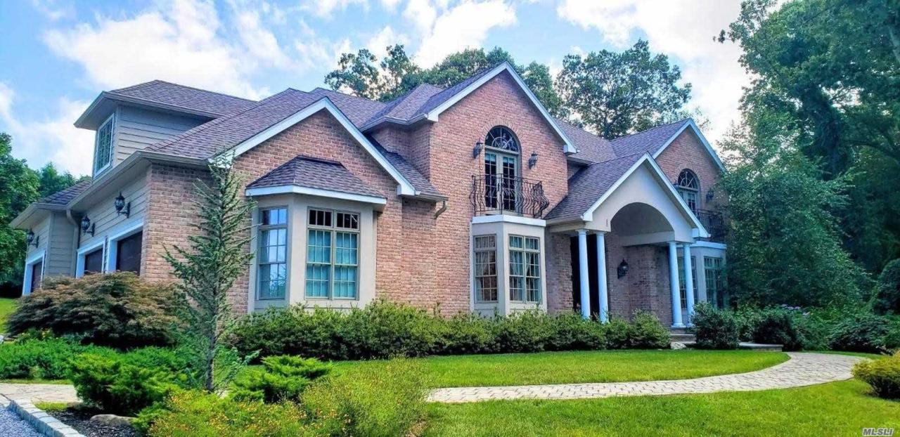 4 Sleepy Hollow Ct - Photo 1