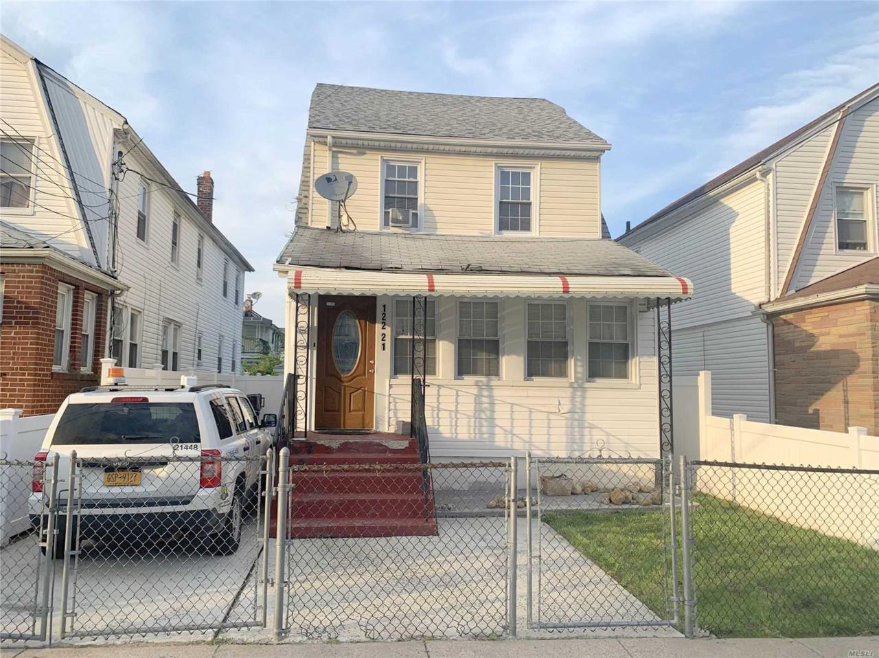 122-21 191st St - Photo 1