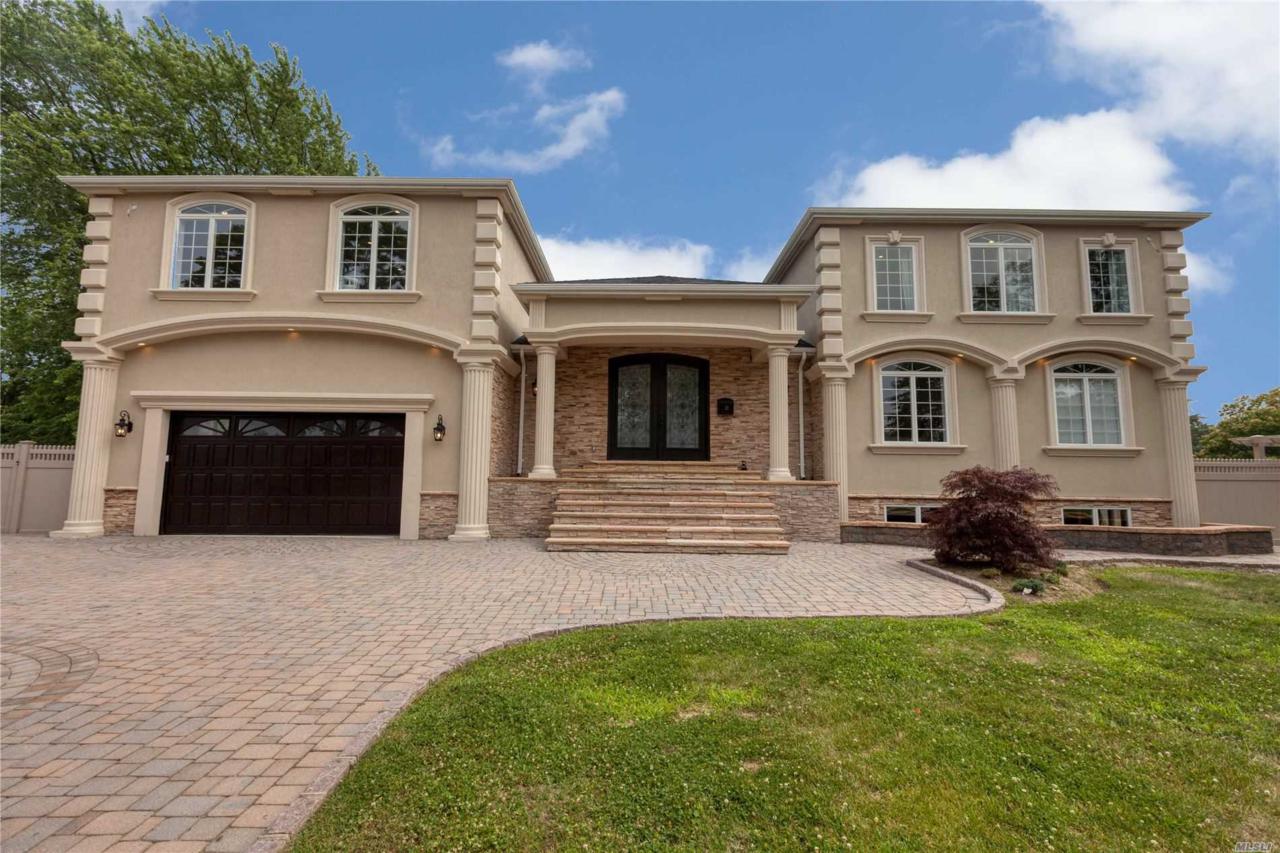 22 Castle Ln - Photo 1