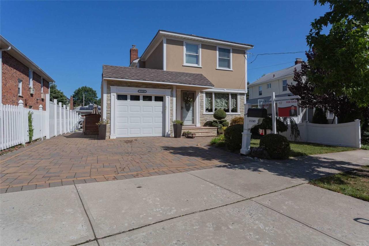 152-49 13th Ave - Photo 1