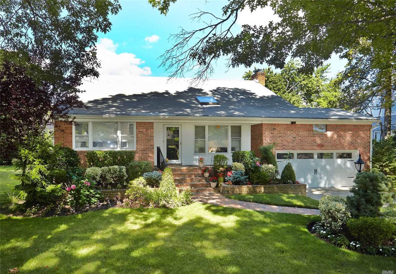 775 Oakleigh Rd - Photo 1