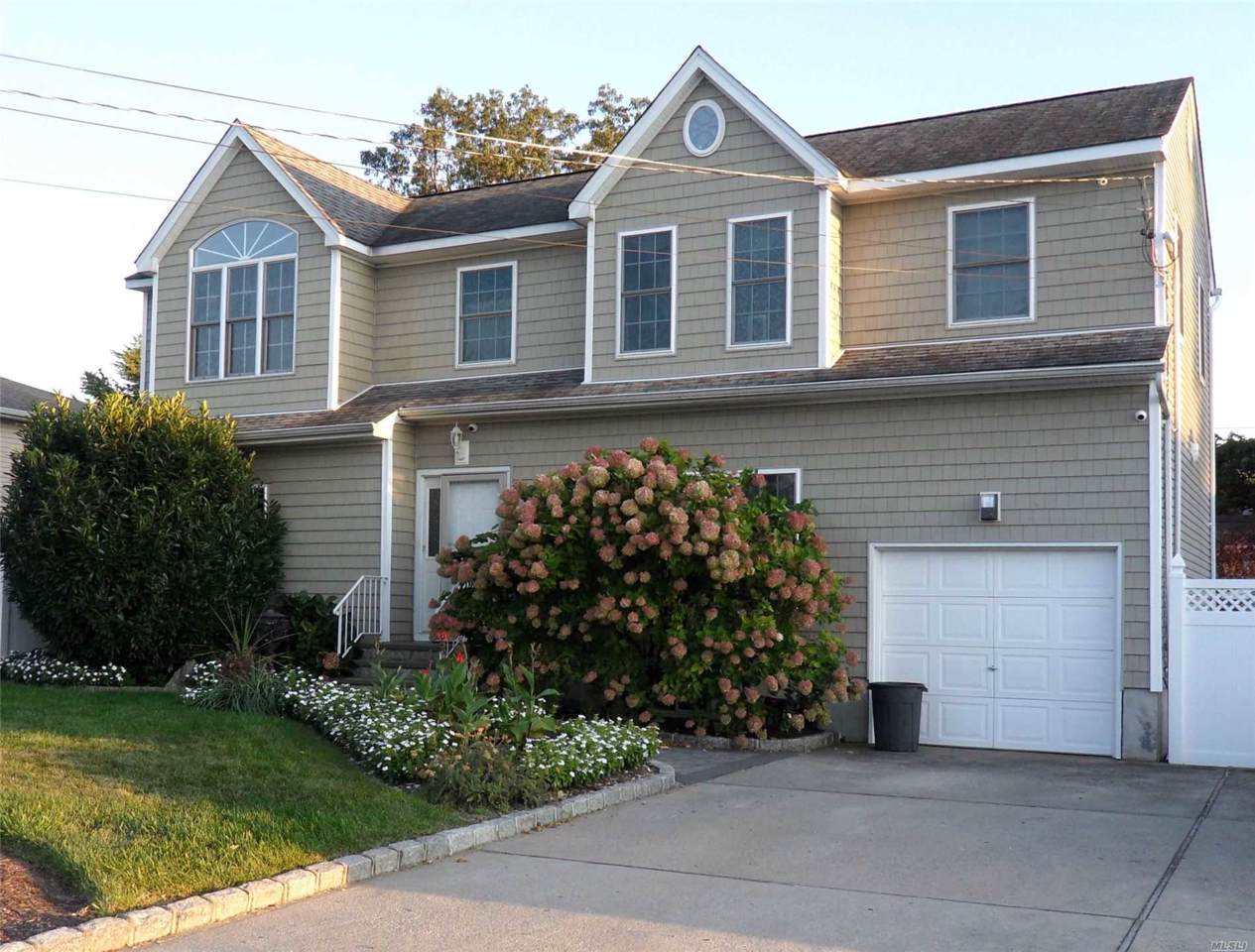62 Baur St - Photo 1