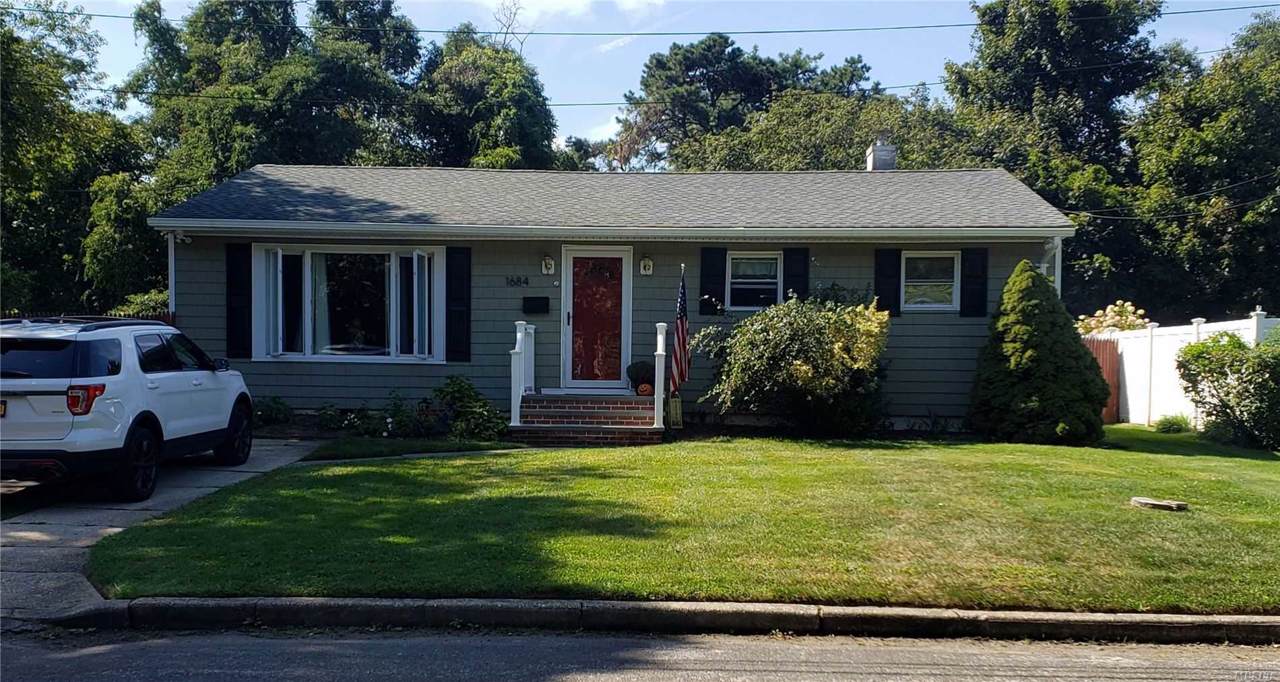 1684 Westwood Blvd - Photo 1
