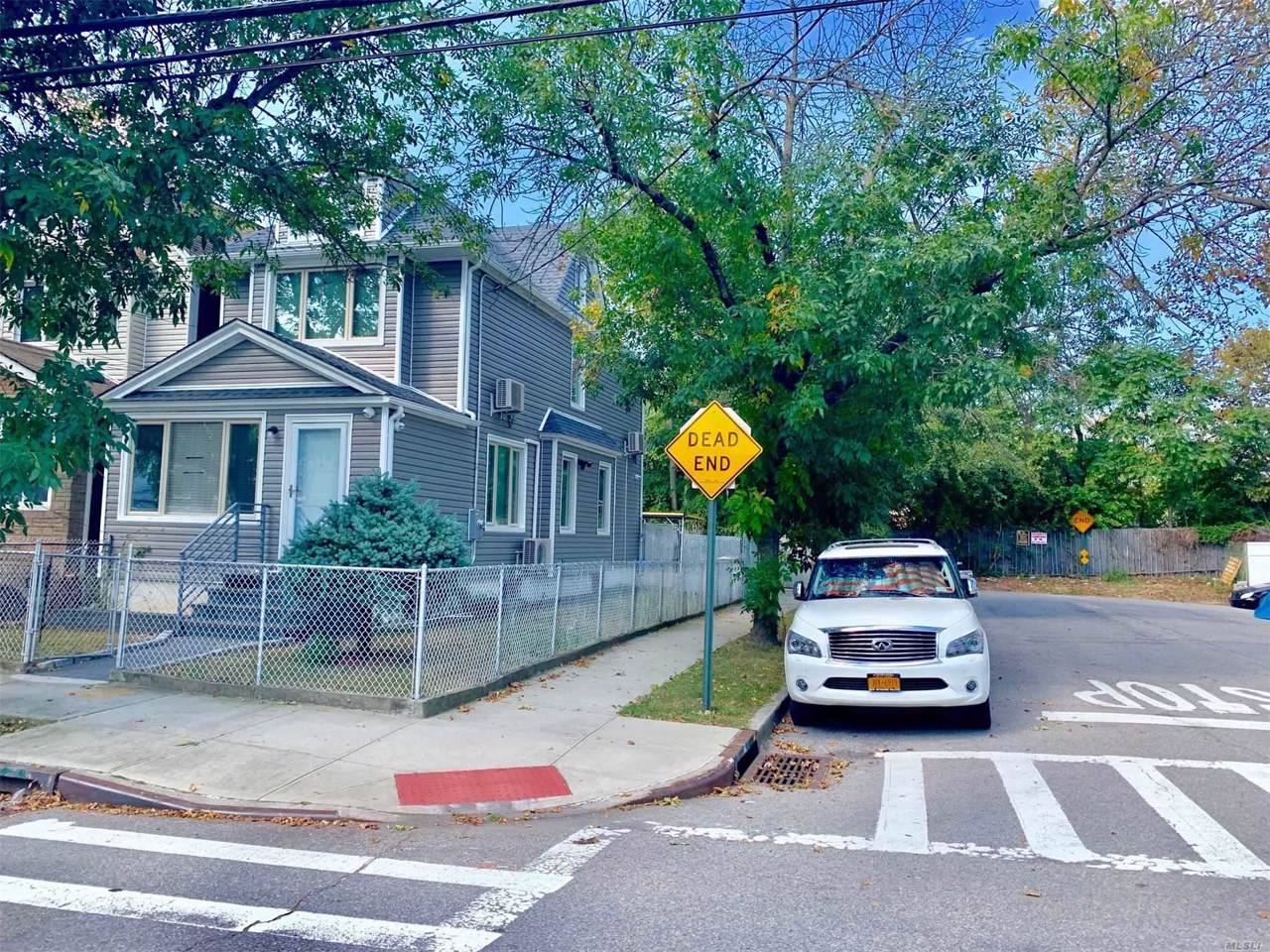 133-02 114th St - Photo 1
