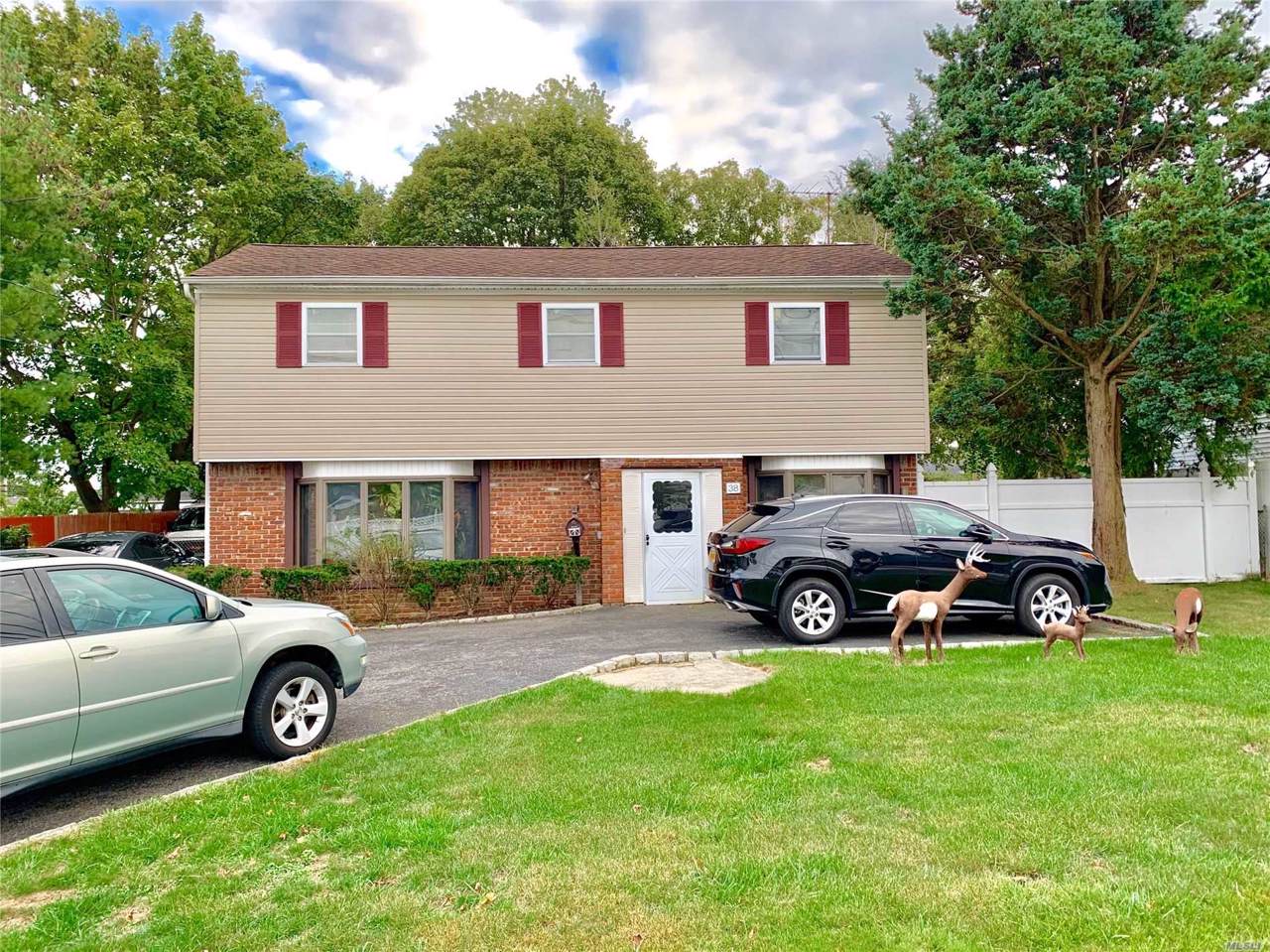 38 Douglass St - Photo 1
