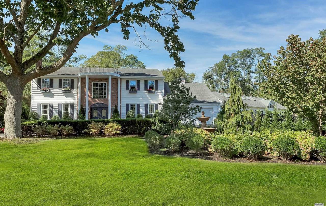 878 Gardiner Dr - Photo 1