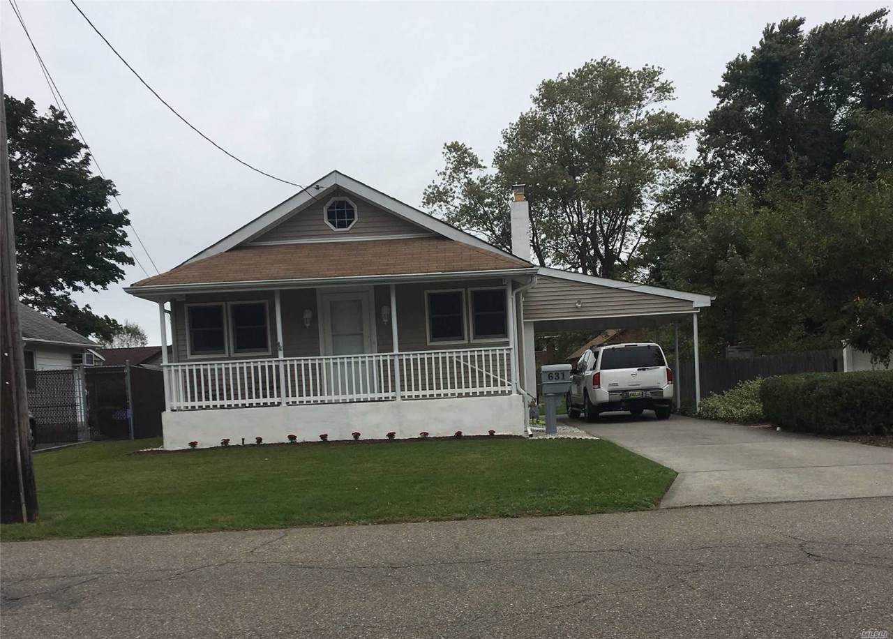 631 Elmwood Rd - Photo 1