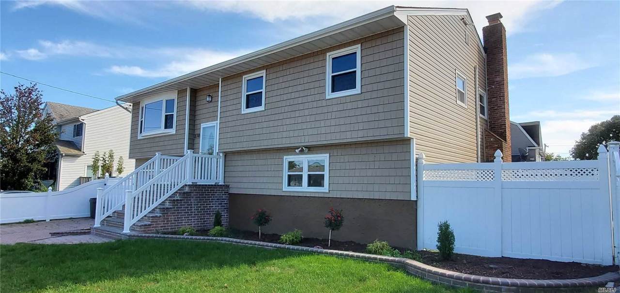 1130 Elizabeth St - Photo 1