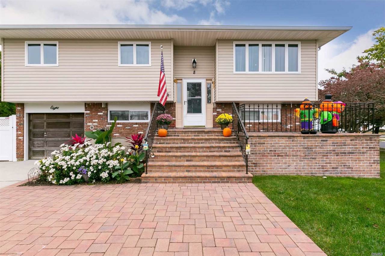 8 Keats Ct - Photo 1