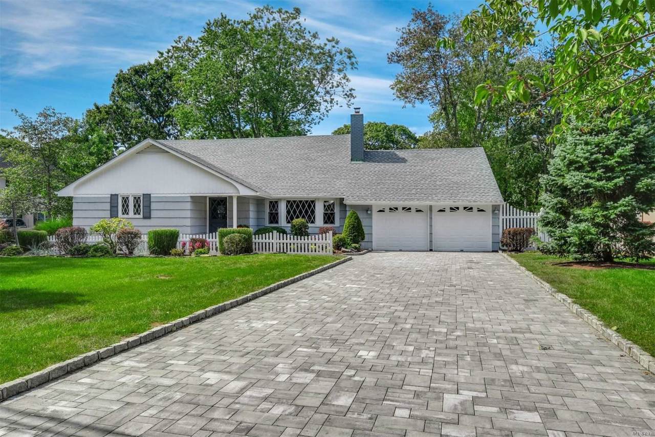 8 Meadowfarm Rd - Photo 1