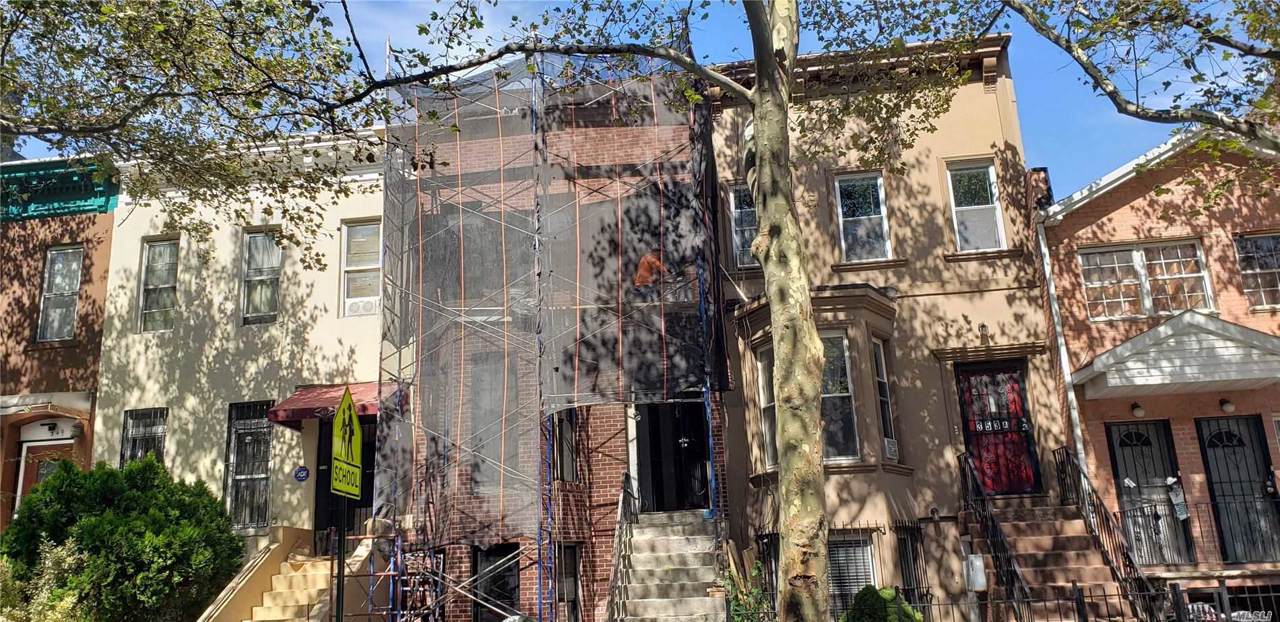 353 Monroe St - Photo 1
