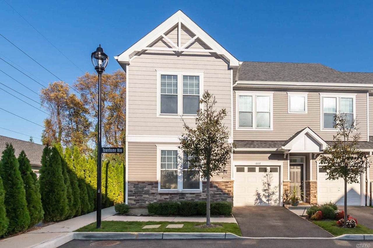 1807 Townhome Way - Photo 1