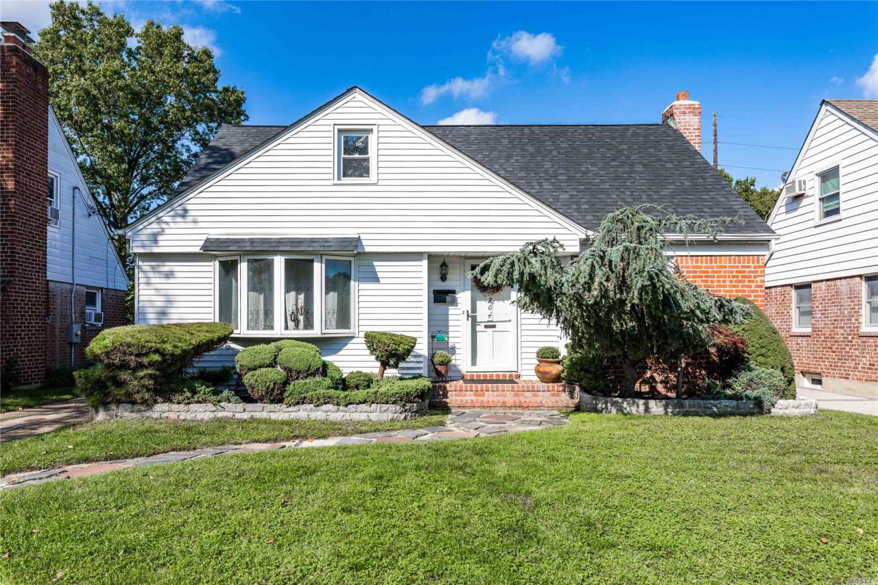 204 Aster Dr - Photo 1