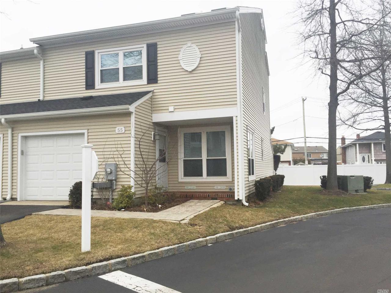 100 Baker Ct - Photo 1