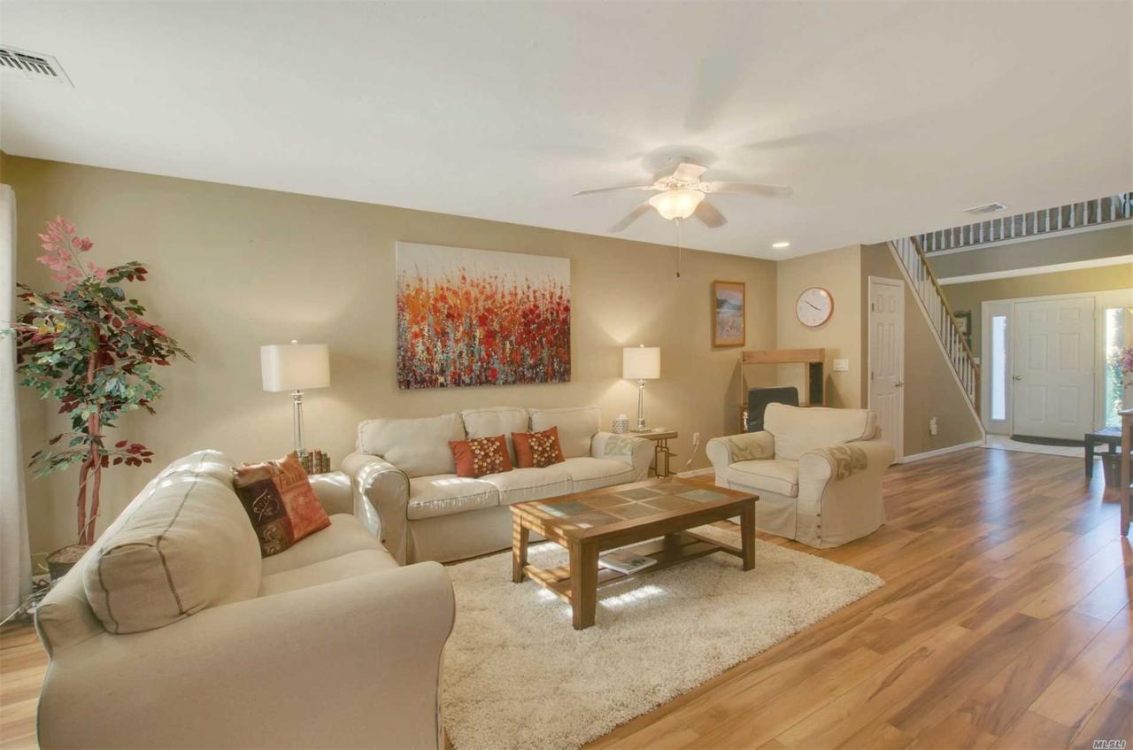 105 Willow Pond Dr - Photo 1