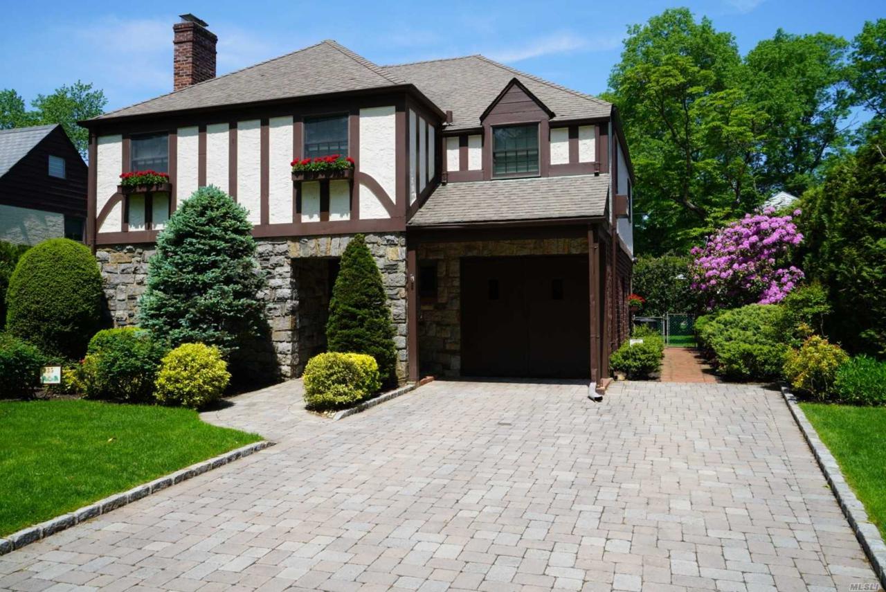 35 Kingsbury Rd - Photo 1